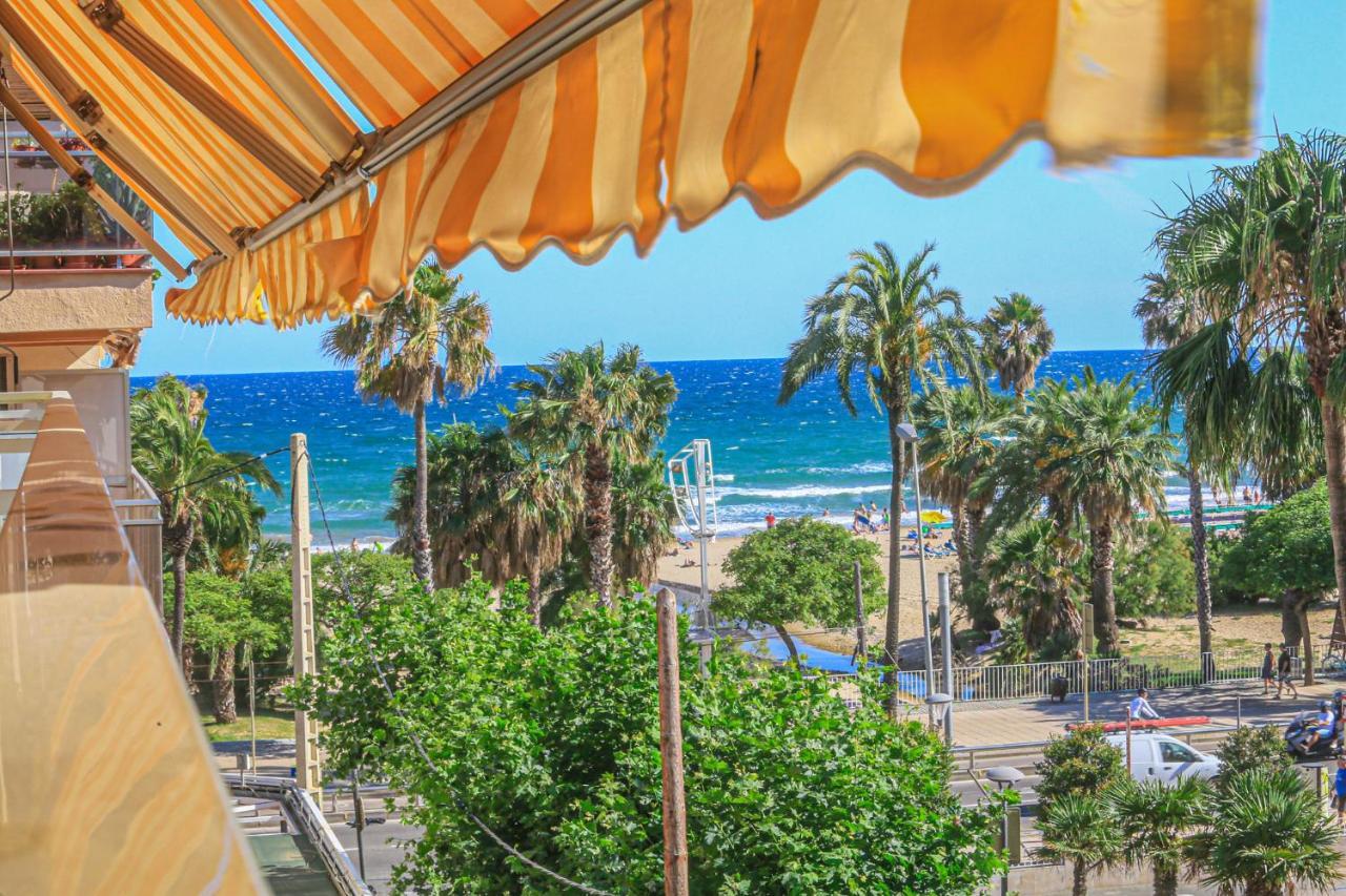 Aquarium - Only Families Apartment Cambrils Exterior foto