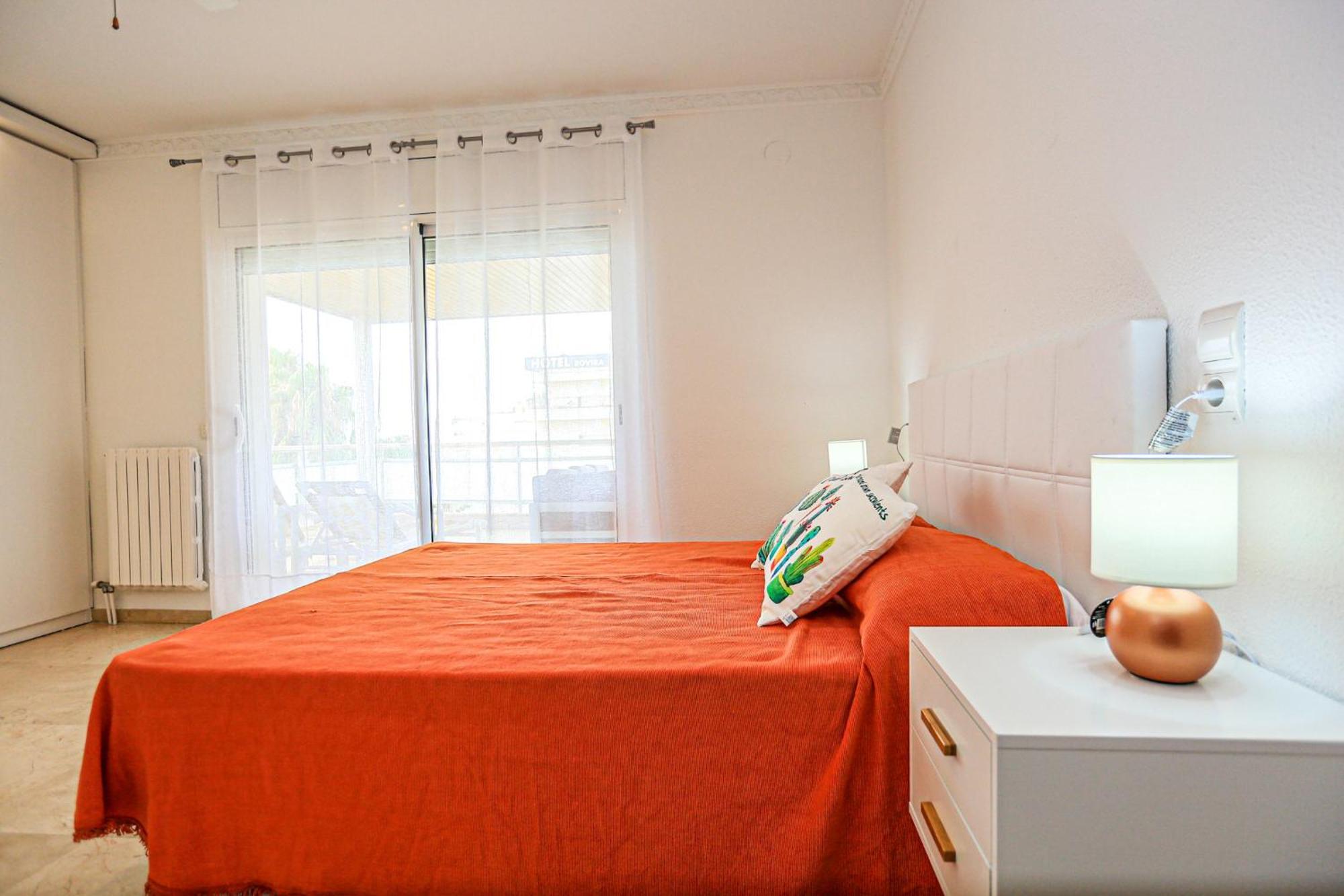 Aquarium - Only Families Apartment Cambrils Exterior foto