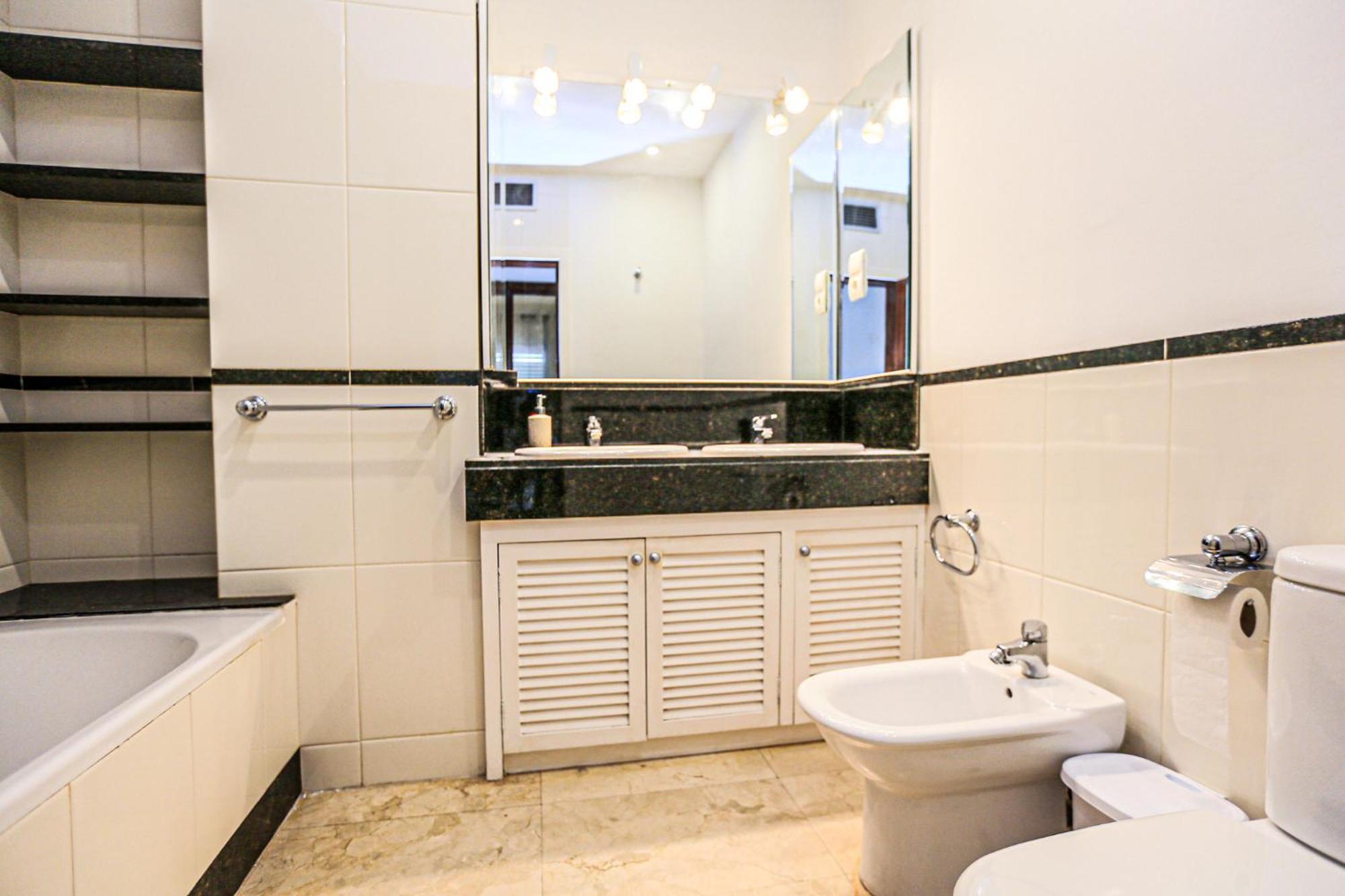 Aquarium - Only Families Apartment Cambrils Exterior foto