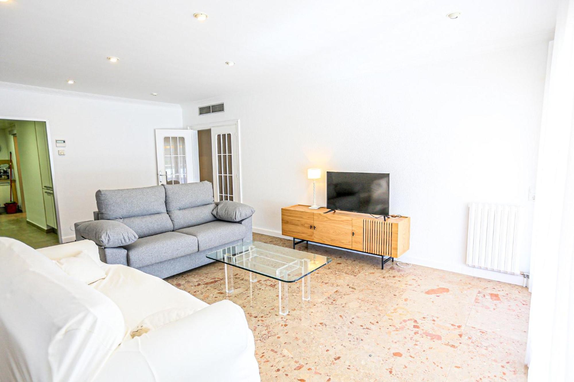 Aquarium - Only Families Apartment Cambrils Exterior foto