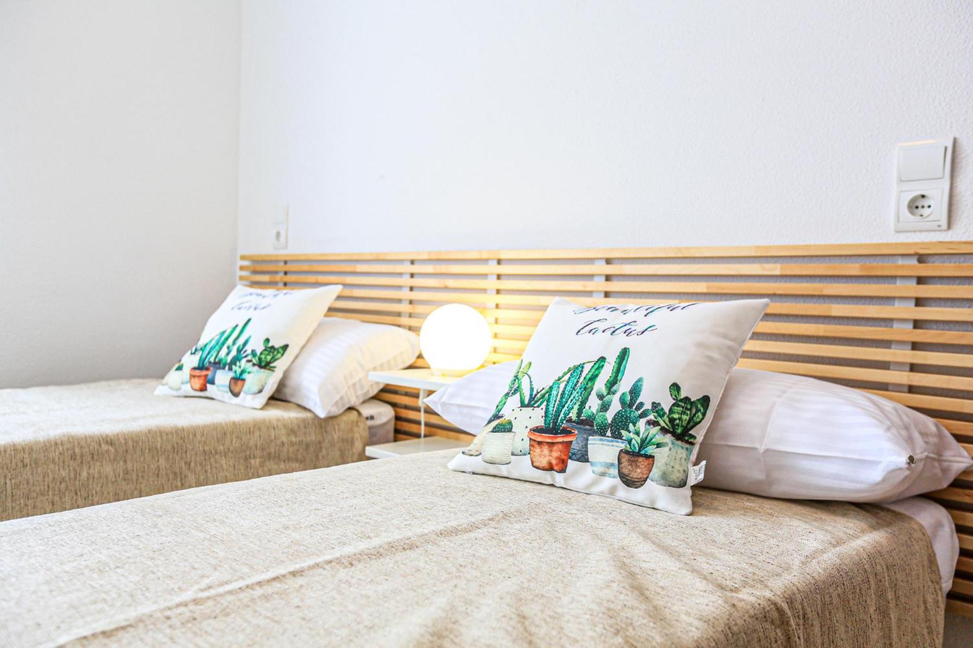 Aquarium - Only Families Apartment Cambrils Exterior foto